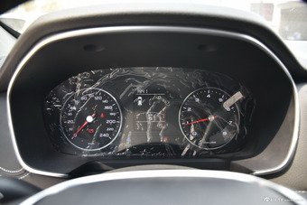 2016款荣威RX5 20T手动两驱旗舰版