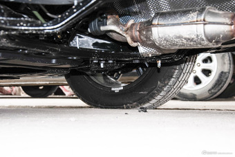 2016款猎豹CS10 2.0T自动豪华型 威尼斯蓝