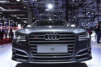 奥迪S8