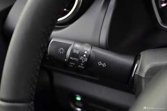 2017款东南DX3 1.5L手动豪华型