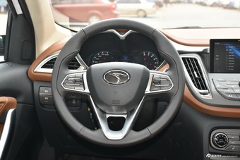 2017款DX7 1.5T自动豪华型