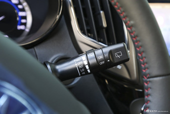 2016款长安CS15 1.5L自动豪华版