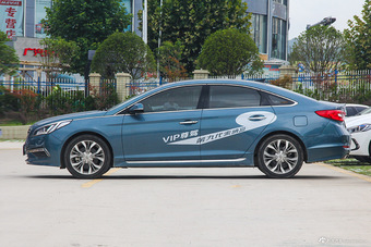 索纳塔九 2015款 2.4L TOP旗舰型