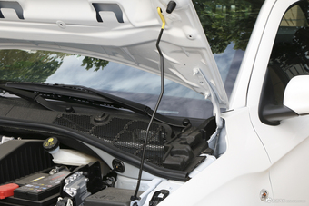 2018款全新爱丽舍1.6L手动舒适型