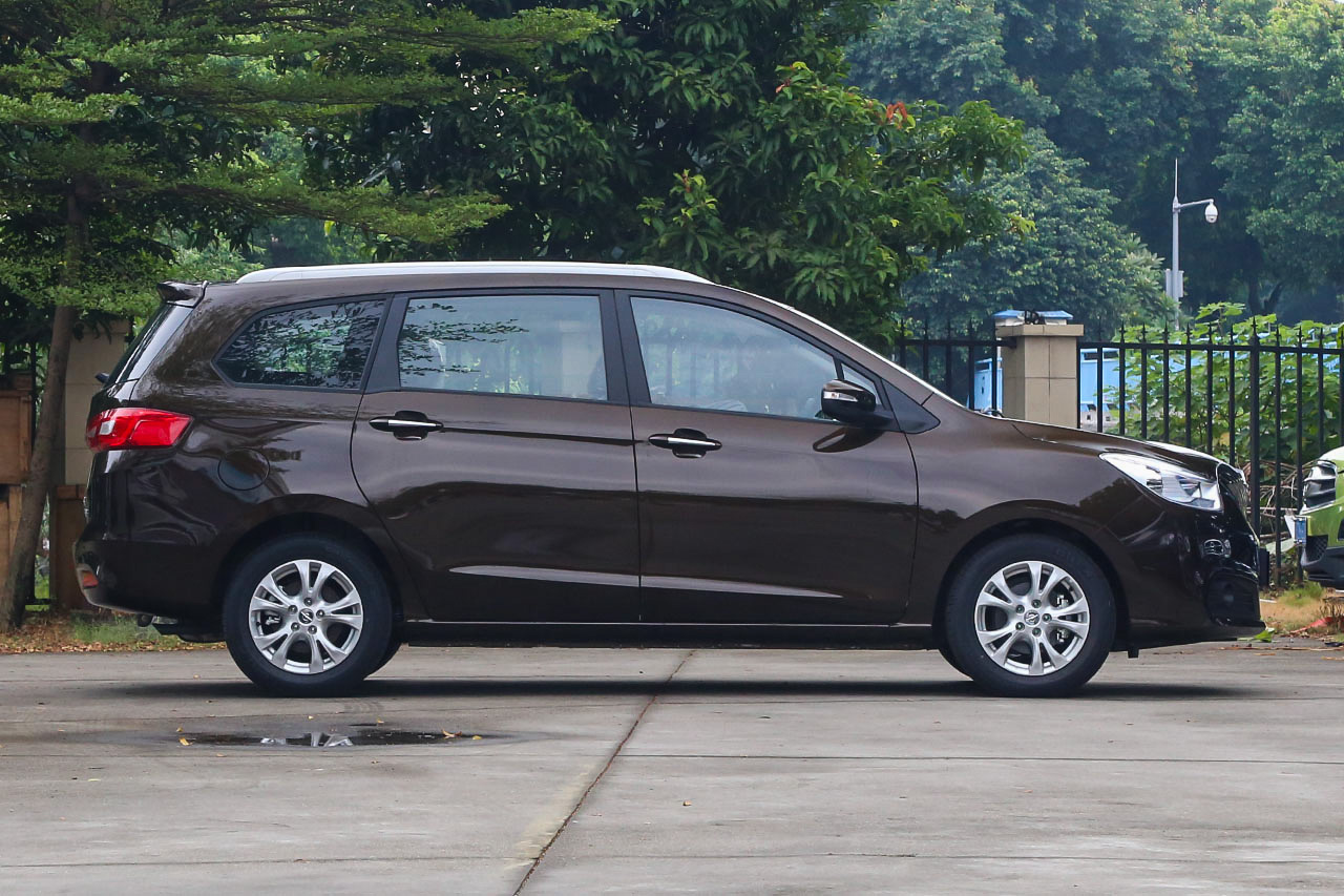 2017福美来七座版1.5T自动适·享型7座