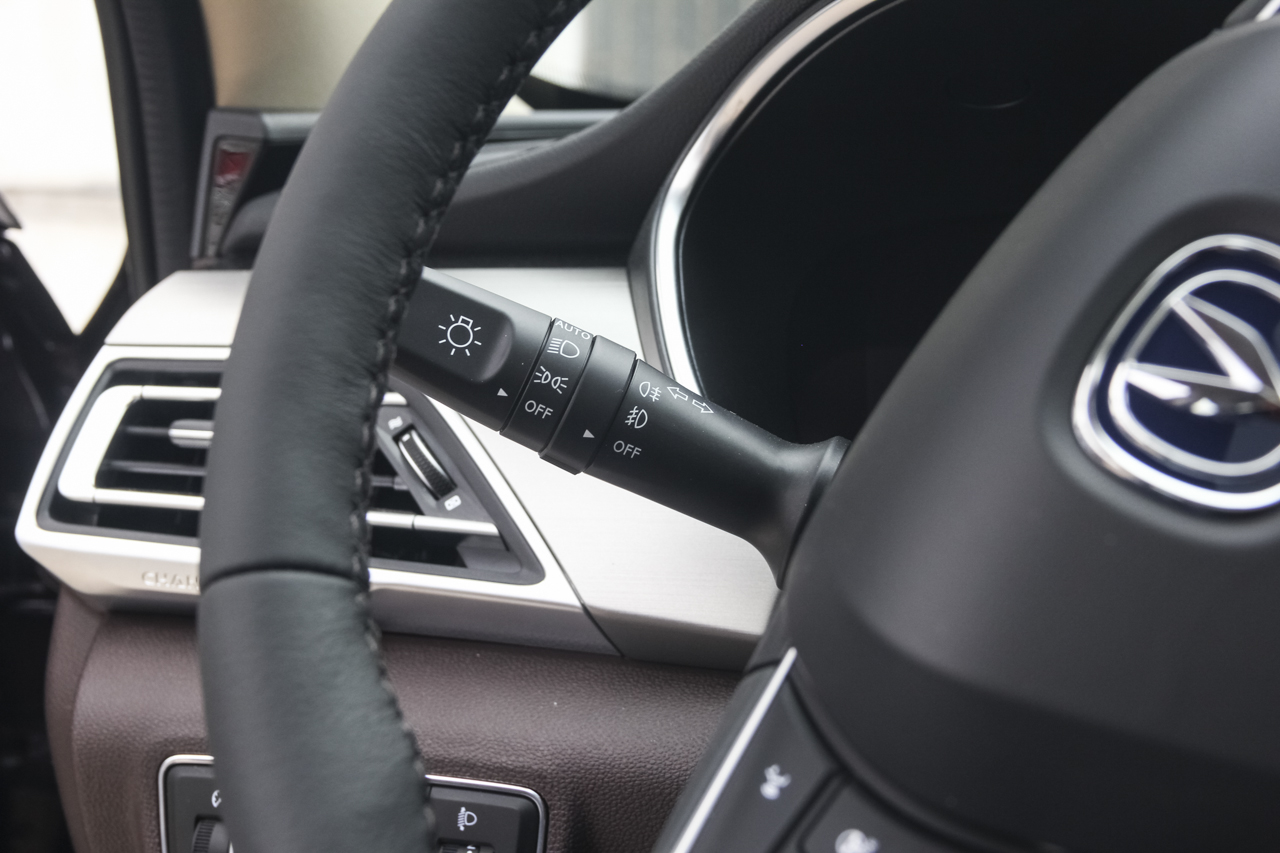 2018款睿骋CC1.5T自动智雅型