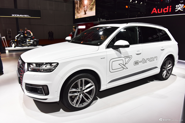 Q7 e-tron