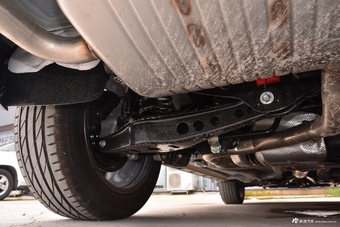 2018款中华V7 1.6T自动尊贵型5座280T