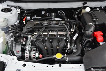 2019款东南A5翼舞 1.5L手动豪华版国V