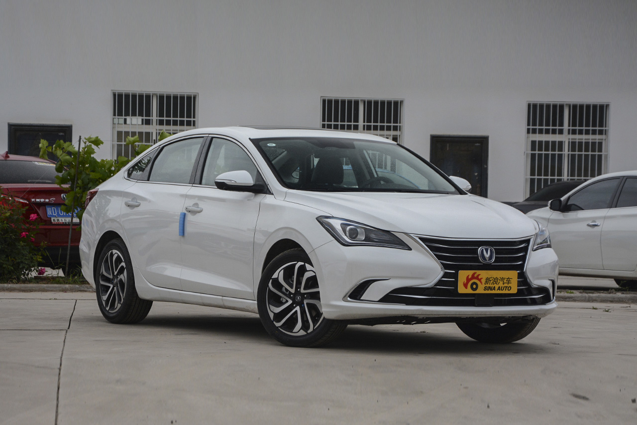 2018款逸动1.6L GDI手动尊尚型