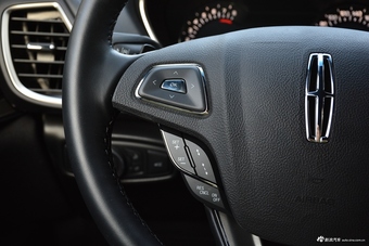 2018款林肯MKX 2.0T自动四驱尊雅版