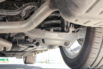 2015款金牛座2.7T自动旗舰型 雅典白