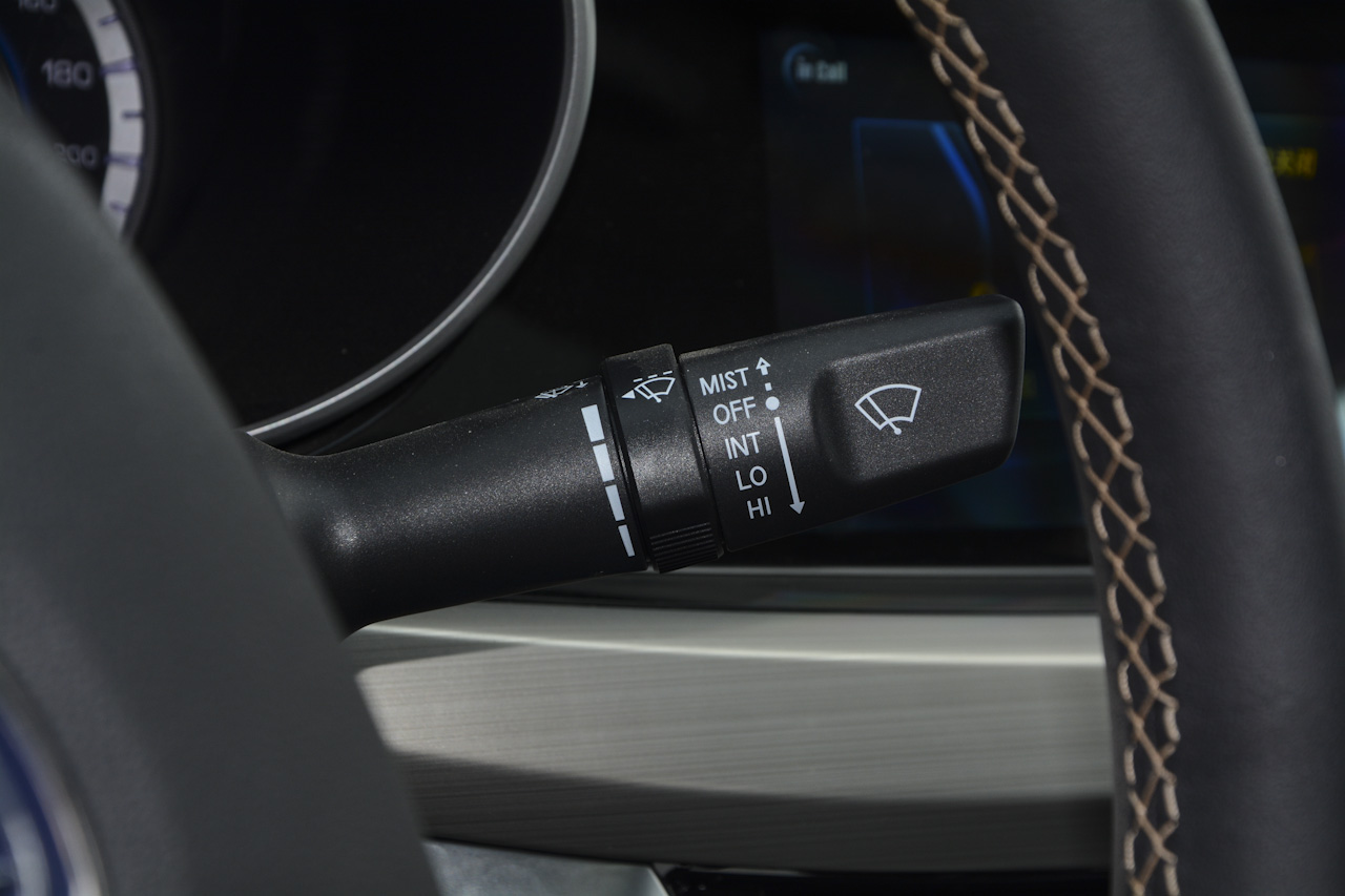 2018款逸动1.6L GDI自动尊尚型 