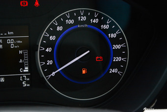 2018款海马S5青春版 1.6L手动豪华型