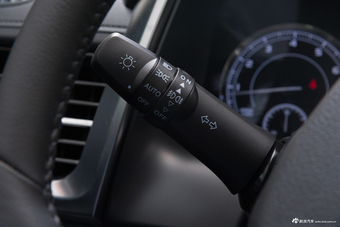  2018款君马SEEK 5 1.5T自动领智版