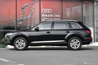 2018款奥迪Q7 2.0T自动40TFSI舒适型