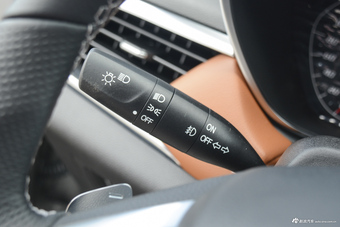 2017款宝骏510 1.5L自动豪华型