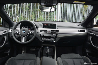 2018款宝马X2 2.0T sDrive 25i 豪华型M越野套装国V图片