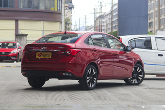 2018款艾瑞泽5 1.5L手动致敬青春版