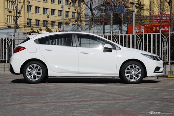 2017款科鲁兹两厢1.5L 自动炫锋版