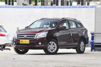 2015款启辰T70 2.0L自动睿行版图片