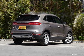 2018款林肯MKC 2.0T自动两驱尊享版