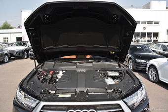 2018款奥迪Q7 3.0T自动45TFSI尊贵型图片