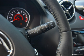 2018款东南DX3 1.5L手动豪华型