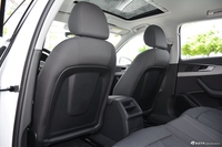 2017款奥迪A4L Plus 2.0T自动40TFSI进取型