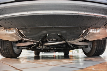 2018款奥迪A6L 3.0T自动30周年年型 45 TFSI quattro 运动型