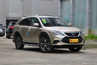 2015款比亚迪唐2.0T自动四驱旗舰型