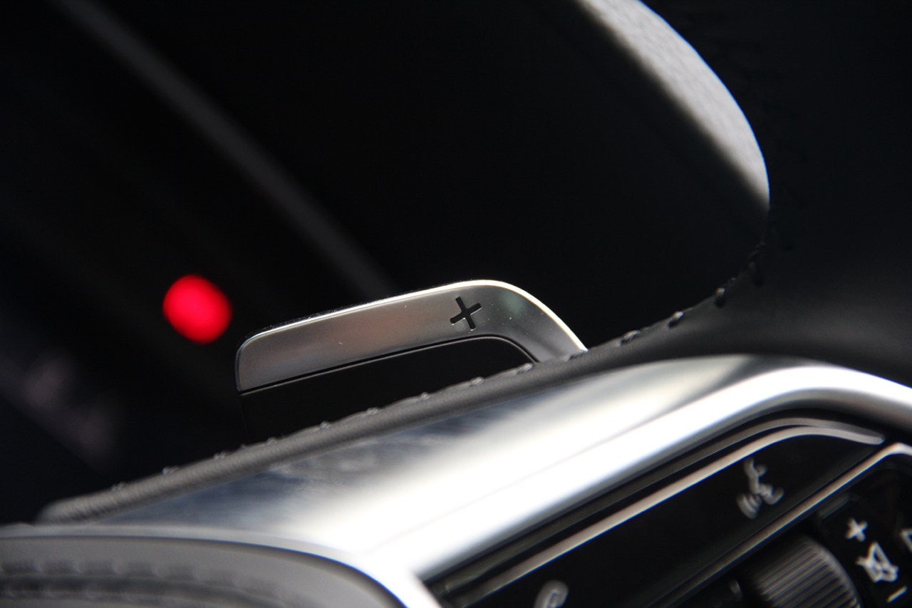 2018款奥迪A8L 3.0T自动55 TFSI quattro豪华型