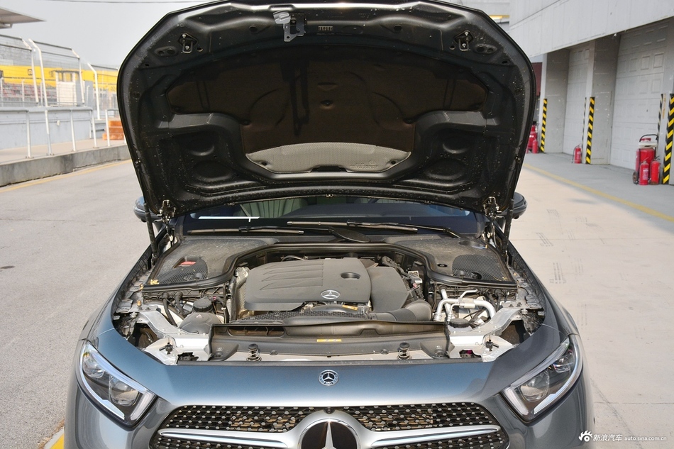 2018款奔驰CLS级2.0T自动300 豪华型