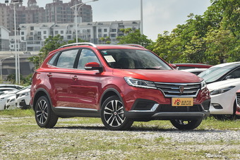 2018款荣威RX3 1.6L CVT旗舰版