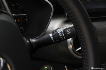 2018款北汽绅宝D50 1.5L手动尊贵智驾版