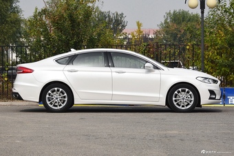 2018款蒙迪欧1.5T自动智控时尚型EcoBoost 180