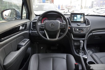 2017款东风风神AX5 1.4T自动趣享型