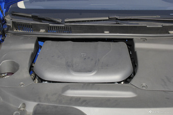 2017款比亚迪宋MAX 1.5T自动互联尊贵型