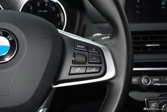 2018款宝马1系118i自动时尚型