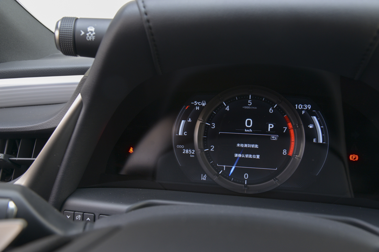 2018款雷克萨斯ES 2.5L自动260 F SPORT