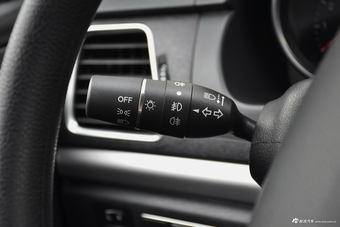 2017款哈弗M6 1.5T自动都市型