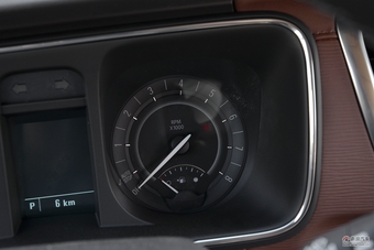 2017款GL8 2.5L自动舒适型