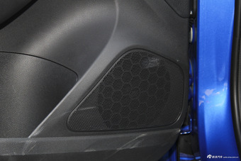 2017款名爵ZS 1.5L手动豪华版