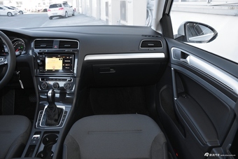 2019款高尔夫1.4T自动舒适型280TSI