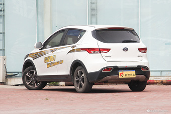 2015款骏派D60 1.8L自动尊贵型 白色