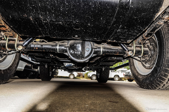 2016款战旗2.0L手动角斗士豪华型 国IV