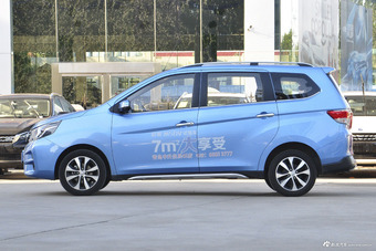 2017款启辰M50V 1.6L XL CVT豪华版