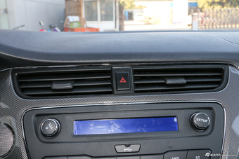 2017款欧诺S 1.5L手动超值型EA15-AB