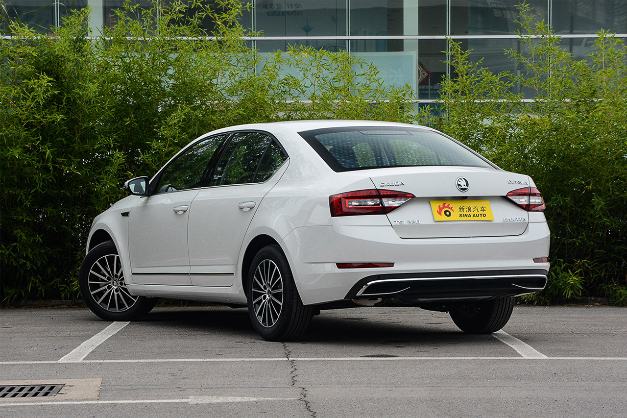 2018款明锐1.2T TSI230 DSG豪华版