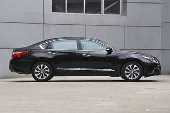 2016款天籁2.5L自动 公爵 XV-VIP旗舰版